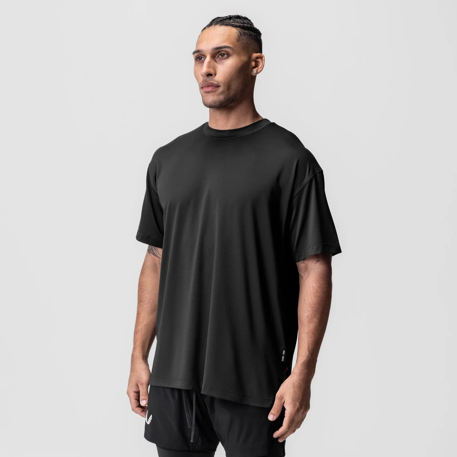 0822. AeroSilver® Oversized Tee - Black